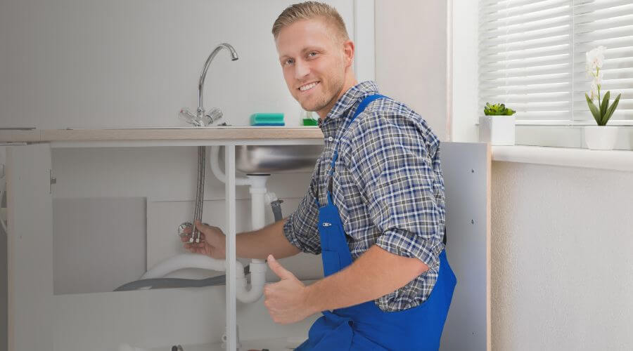 Expert burst pipe repair services in Prentiss, MS
